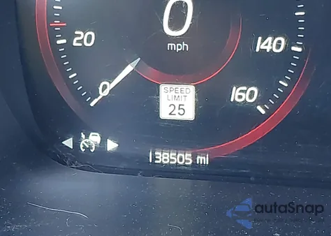 2016 Volvo Xc90 T6 Inscription z USA, uszkodzony, nr VIN YV4A22PL9G1073668